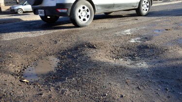 Arreglaron más de 500 baches en la ciudad.  Foto: Archivo Yamil Regules