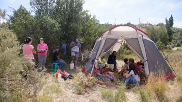 Unas 12 familias ocuparon un predio fiscal en el barrio Cooperativa 258. Foto: Marcelo Martínez
