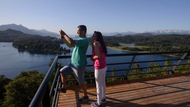 La emergencia para el turismo será por 180 días y sin eximiciones