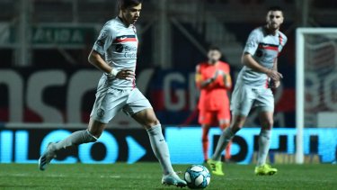 Superliga: Duelo clave en Rosario para no alejarse  de la cima