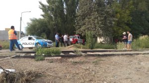 Misterio en la búsqueda de un hombre que se habría arrojado a un canal