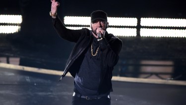 Eminem quiso dar una sorpresa en la ceremonia de los Oscar.