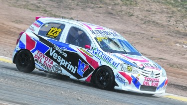 Benítez fue el destacado de los regionales en Bahía Blanca.