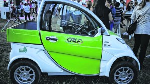 CALF puso en las calles cuatro “City Car” de cero emisiones
