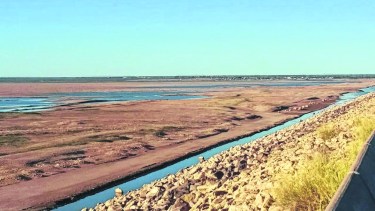 La represa Casa de Piedra registró su nivel histórico más bajo de agua