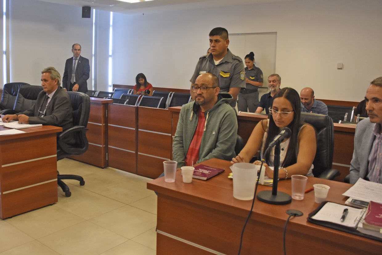 El vecinalista Armando López durante la audiencia judicial. Foto: Juan Thomes 