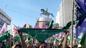 El masivo pañuelazo por el aborto legal y seguro, en fotos