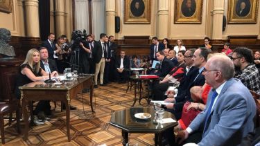 - María de los Ángeles Sacnun preside la comisión, mientras que Weretilneck se hará cargo de la Secretaría.- Foto: gentileza.-