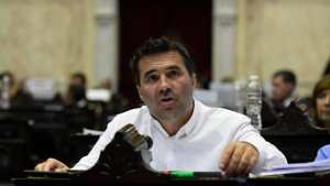 Jubilaciones de privilegio: Darío Martínez lamentó la «payasada» de los diputados opositores