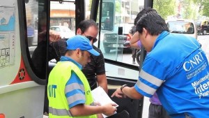 Choferes de colectivo: sigue la polémica y ahora cuestionan a los narcotest