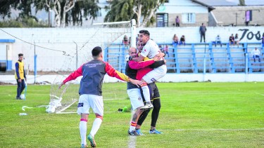 El domingo pasado, Puerto Moreno cayó ante Cruz del Sur. 