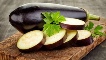 Receta express: berenjenas en capas al horno