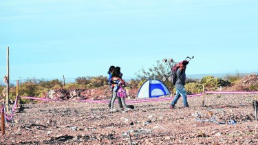 Ayer nuevas familias llegaban para ocupar un espacio. 