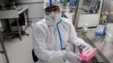 La gran parte de los testeos se realizan en el Instituto Malbrán. Foto: gentileza.-