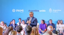 Imagen de Alberto Fernández presentó el nuevo vademécum para afiliados a PAMI