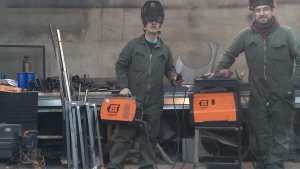 Un diseñador ofreció fabricar camillas para el hospital de Bariloche