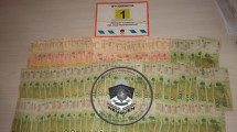 Imagen de Neuquén: investigando una estafa encontraron una sorprendente cantidad de dinero