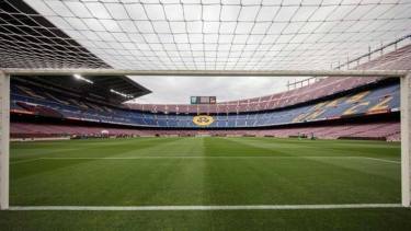 El fútbol español suspendió toda su agenda.