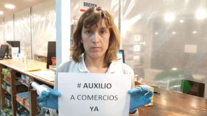 Comerciantes de Centenario iniciaron una campaña para pedir auxilio económico