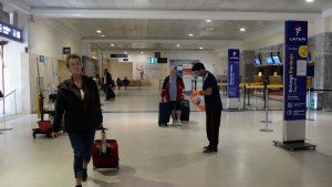 Ultimátum del gremio gastronómico a la firma que explota la confitería del aeropuerto de Bariloche