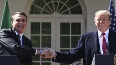 Secretario de Bolsonaro que estuvo con Trump tiene coronavirus