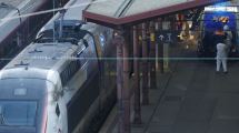 Imagen de Francia evacúa en tren de alta velocidad a pacientes de la región más golpeada por el COVID-19