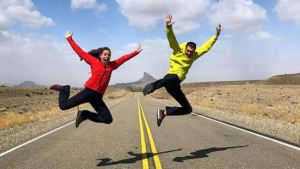 ¿Te animarías al sueño de vivir de viaje de Neuquén a Alaska como Laura y Mariano?