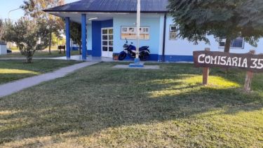 Los 22 detenidos fueron conducidos a la Comisaría 35 de Villa Regina. (Foto Pablo Accinelli)