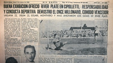 El artículo que publicó “Río Negro” el 8 de marzo de 1965. En la foto, Amadeo vuela ante un disparo de Iachetti.