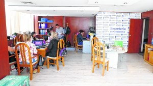 Neuquén: Gaido no usa oficina y desmanteló el histórico despacho que usaba Quiroga