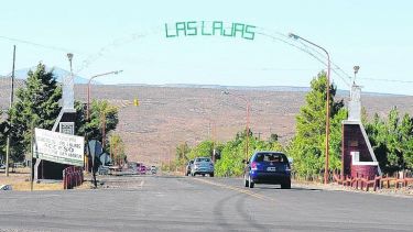 El primer caso positivo del interior de la provincia fue en Las Lajas. Foto: Archivo