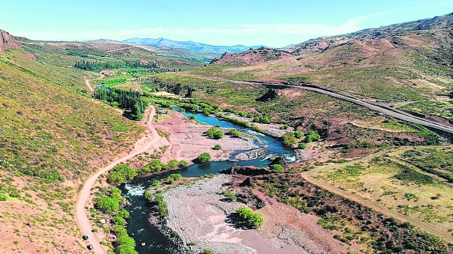 La represa que se construye en el lugar y que denuncian 
 que es causa del desalojo, estará ubicada a 20 kilómetros de Andacollo. 