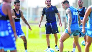 Racing juega ante Estudiantes de Venezuela por Libertadores: hora, TV y formaciones