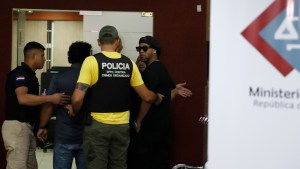 Ronaldinho fue detenido en Paraguay por ingresar con un «pasaporte adulterado»