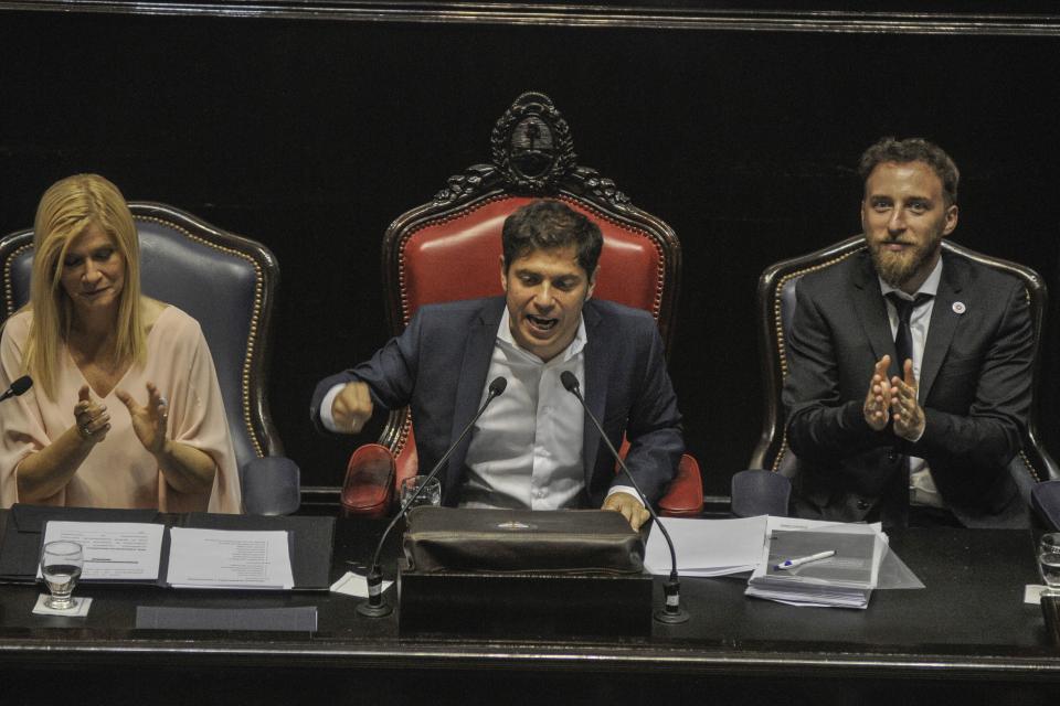 El gobernador de Buenos Aires, Axel Kicillof, pidió que su provincia sea considerada petrolera en el apertura de sesiones de apertura de sesiones ordinarias de la Legislatura.