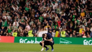 Betis le ganó a Real Madrid y Barcelona quedó como único puntero