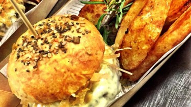 Buscando la hamburguesa perfecta: hoy cocina Carlo Puricelli