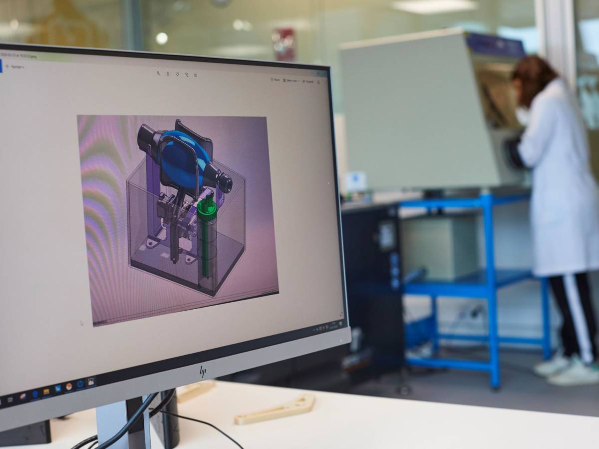 En Europa ya se comenzaron a utilizar las impresoras 3D para generar insumos de Salud. (Gentileza).-