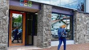 Denunciaron a la CEB por “desviar fondos” hacia un operador de cable