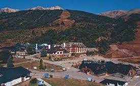 Ordenan el cierre del cerro Catedral por la emergencia sanitaria