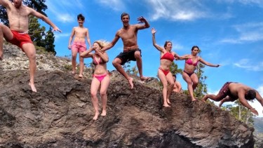 Chapuzones en Lago Epuyén: traigan puertas que manijas sobran…