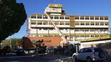 Instalaron un container para el funcionamiento del servicio de pediatría en el hospital de Regina. (Foto Néstor Salas)