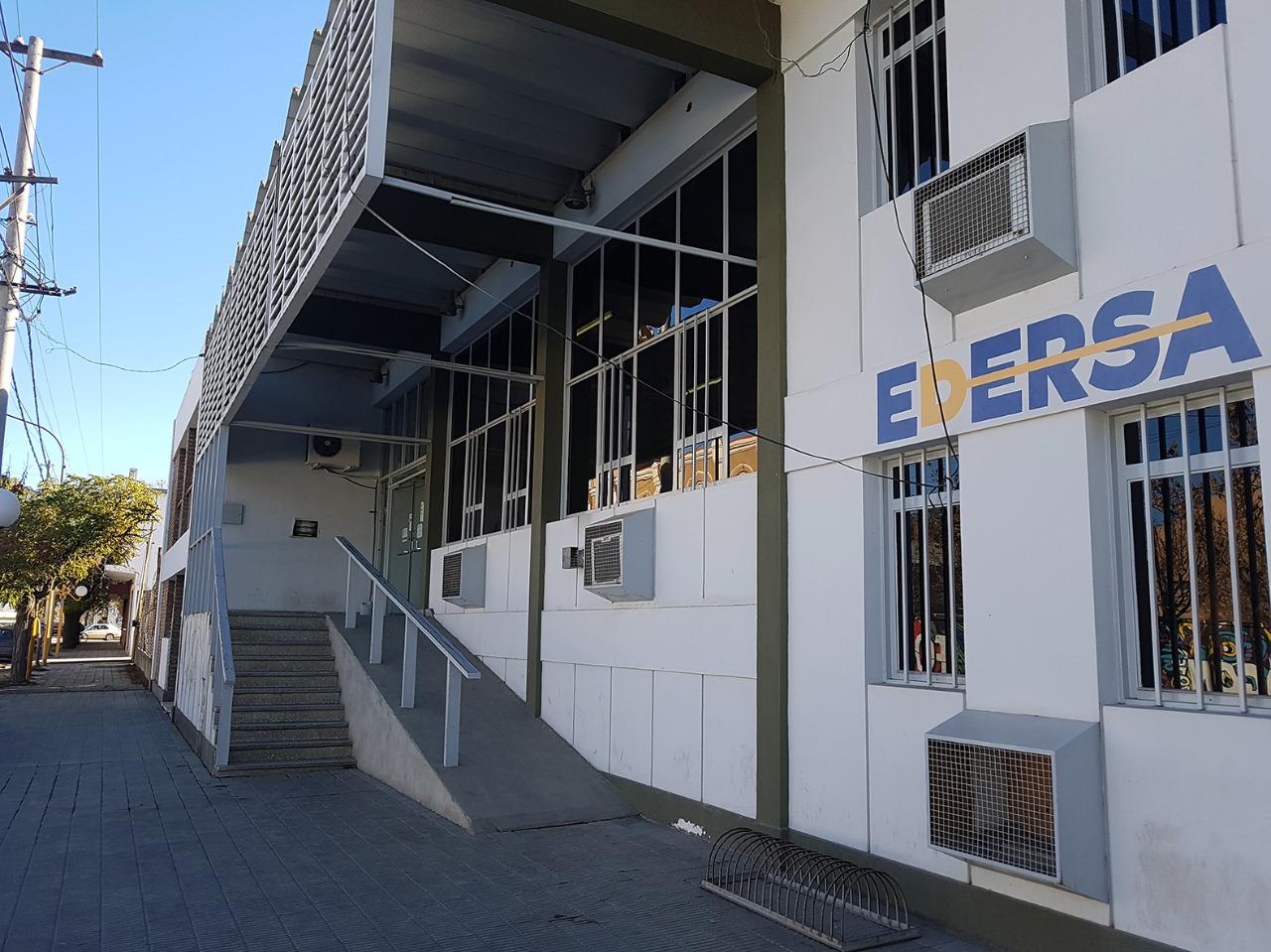 Edersa anunció un corte total de energía para este domingo en Godoy. (Foto Néstor Salas)