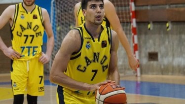 Coronavirus: »es incontable la cantidad de gente que tosía en el avión»