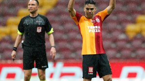 ¿Qué ligas de fútbol se siguen jugando pese al coronavirus?