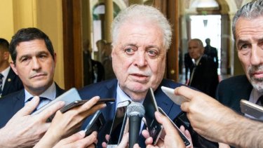 Ginés se defendió luego de las críticas del DT de River.