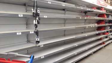 El municipio controla supermercados, almacenes y despensas.