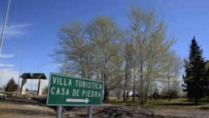 Casa de Piedra: un gendarme neuquino murió en un accidente en la Ruta 6