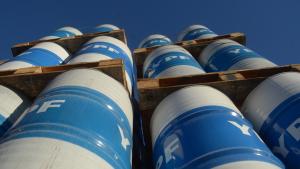Ante la crisis petrolera piden que se implemente el precio de barril criollo