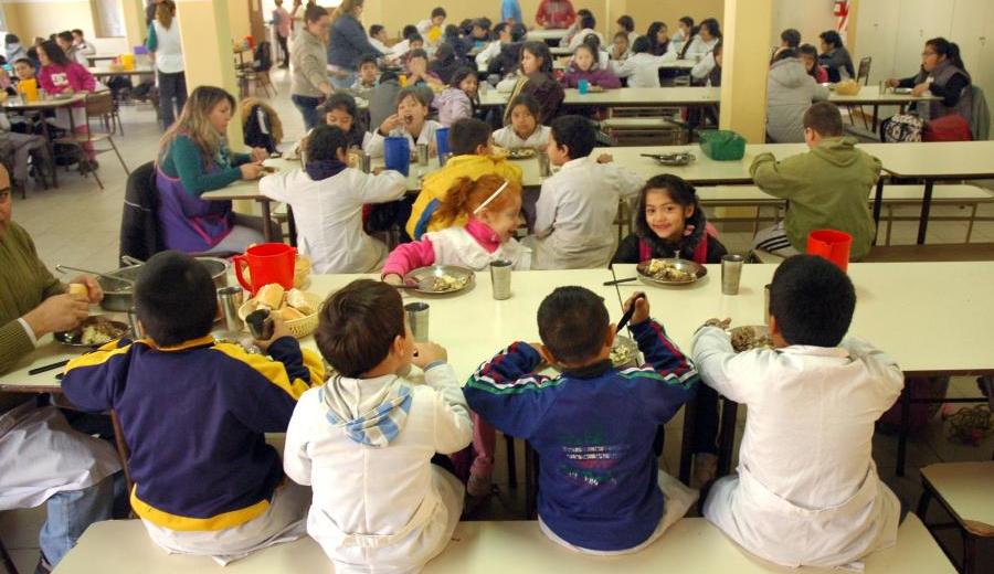 Cientos de niños asisten a los comedores escolares. 